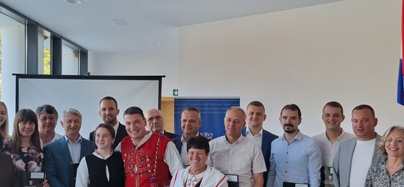 Uručeni ugovori za projekte gospodarske i društvene revitalizacije Zadarske županije